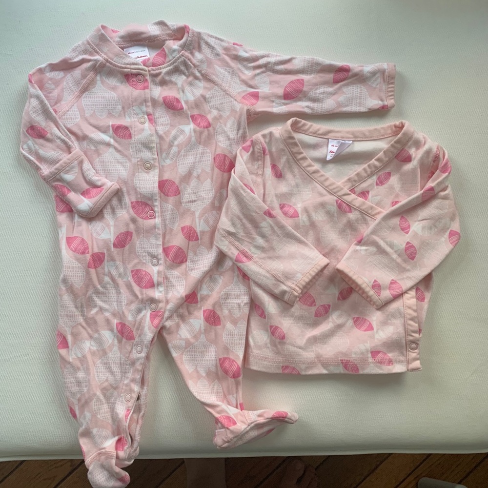 Hanna Anderson pink and white flower pjs and top